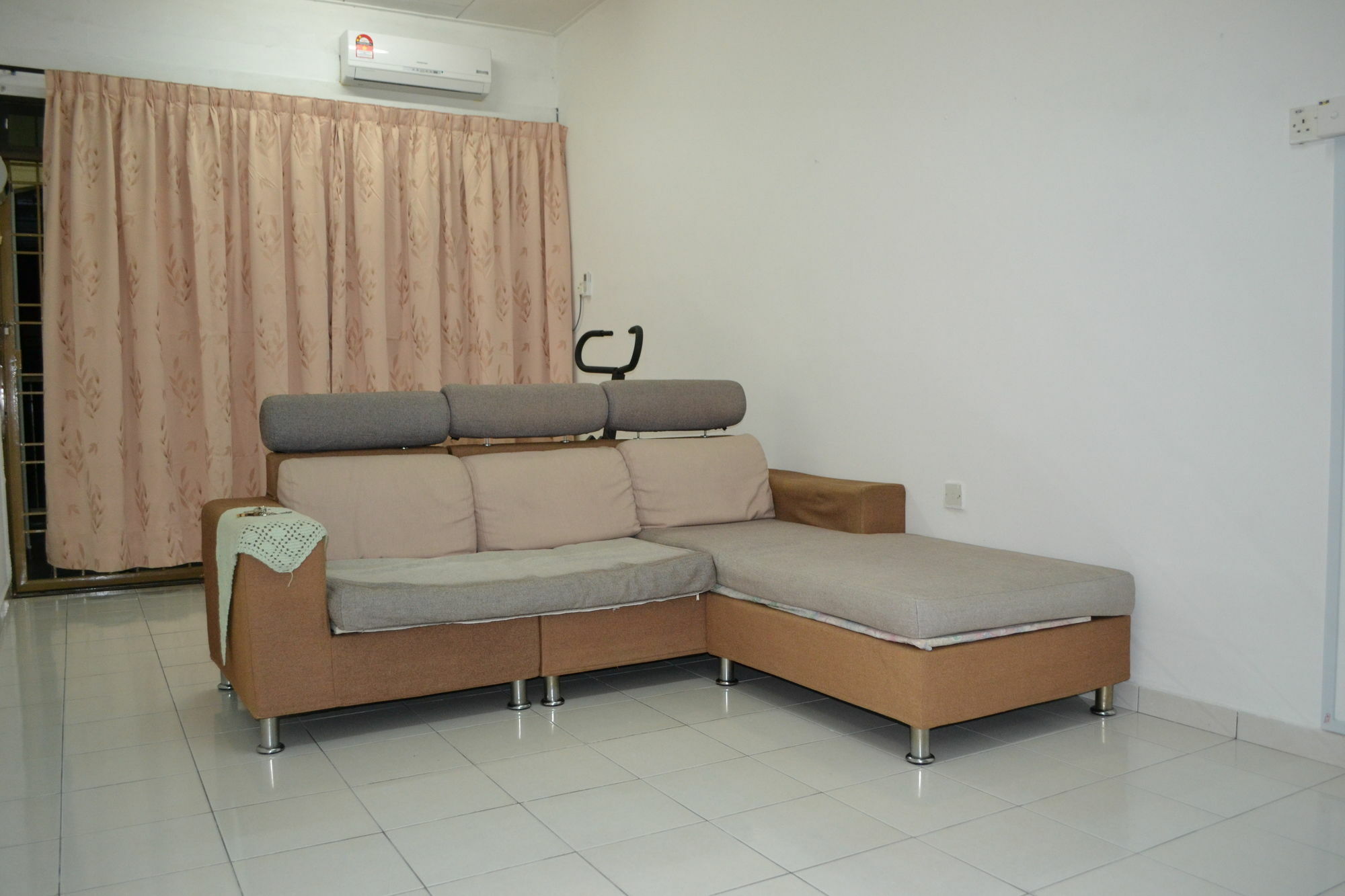 Sakura 1 Homestay Kampar Landed Exterior photo